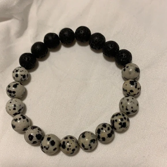 ✨ Bundle 2 for $12. Crystal Essential Oil Bracelet. - Picture 2 of 3